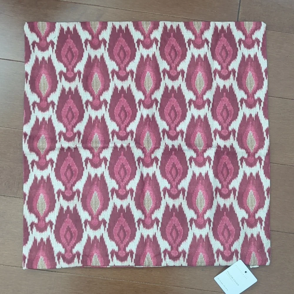 NWT  Pottery Barn 18x18 Pillow Sham Turica Printed Pillow SOLD OUT/ RARE - Picture 7 of 8